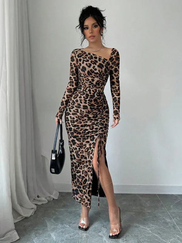 Chic Animal Print Bodycon Midi Dress