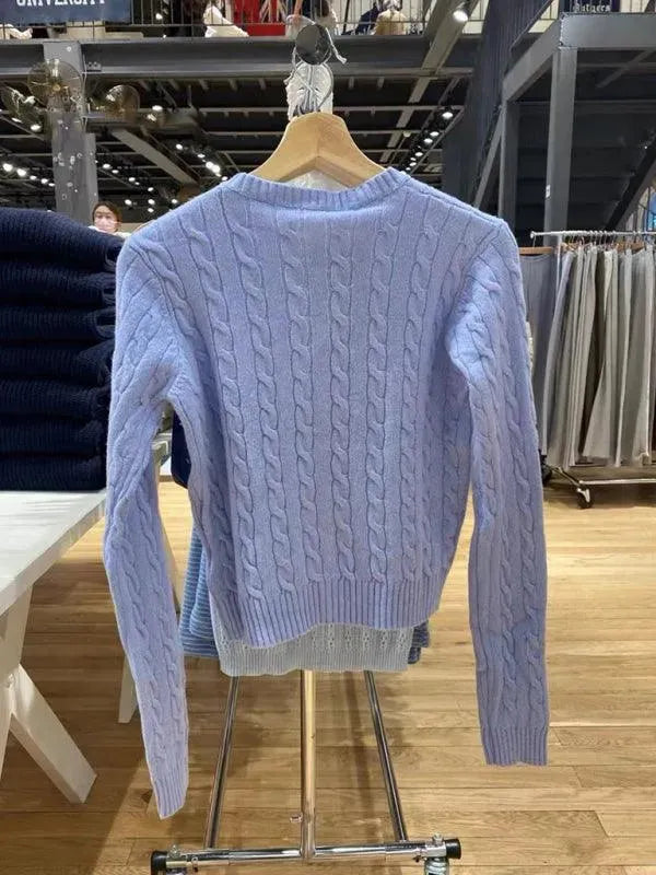 Women’s Cable Knit V-Neck Cardigan Sweater – Retro Button Style