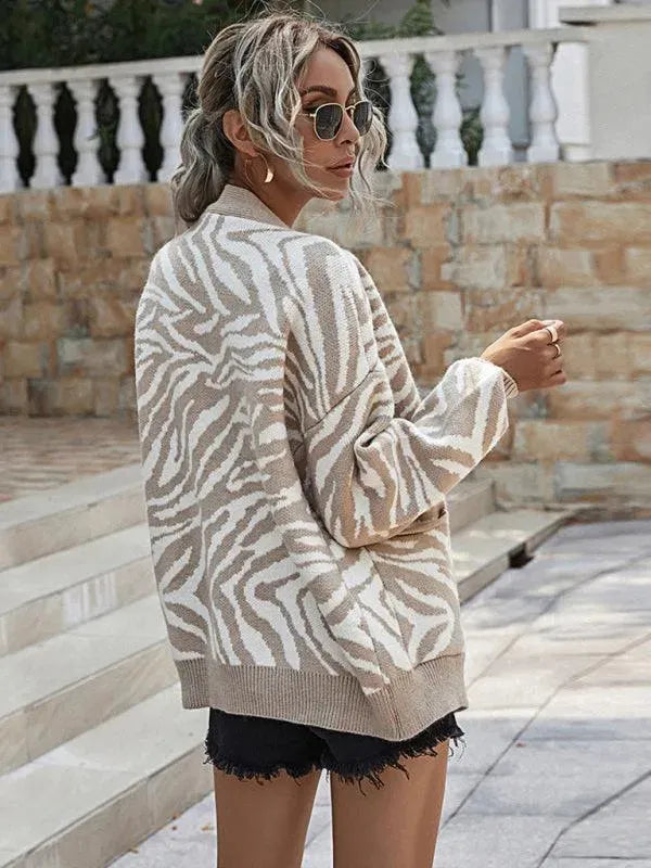 Women’s Oversized Geometric Cardigan Sweater – Knit Style