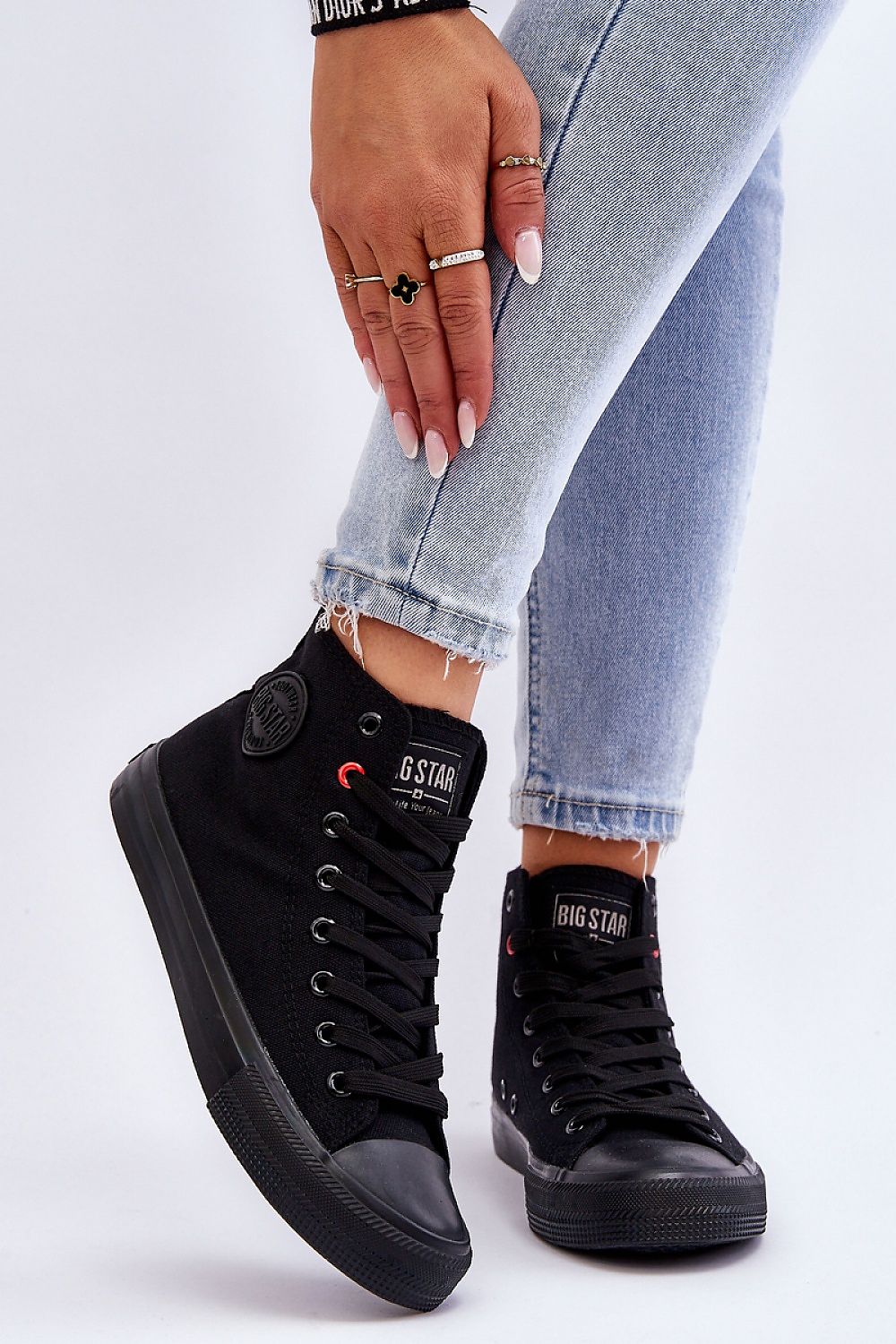 Women's Sneakers - Women High Tops Sneakers - Lace-Up All-Season Shoes
