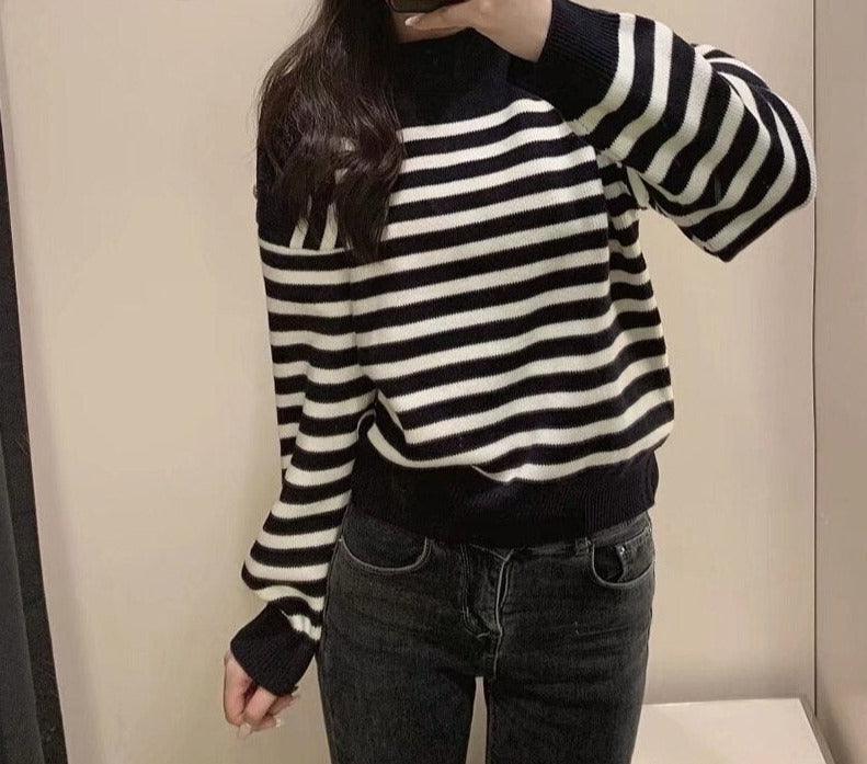 Buttoned Striped Pullover Sweaters - Pullover Sweater - LeStyleParfait