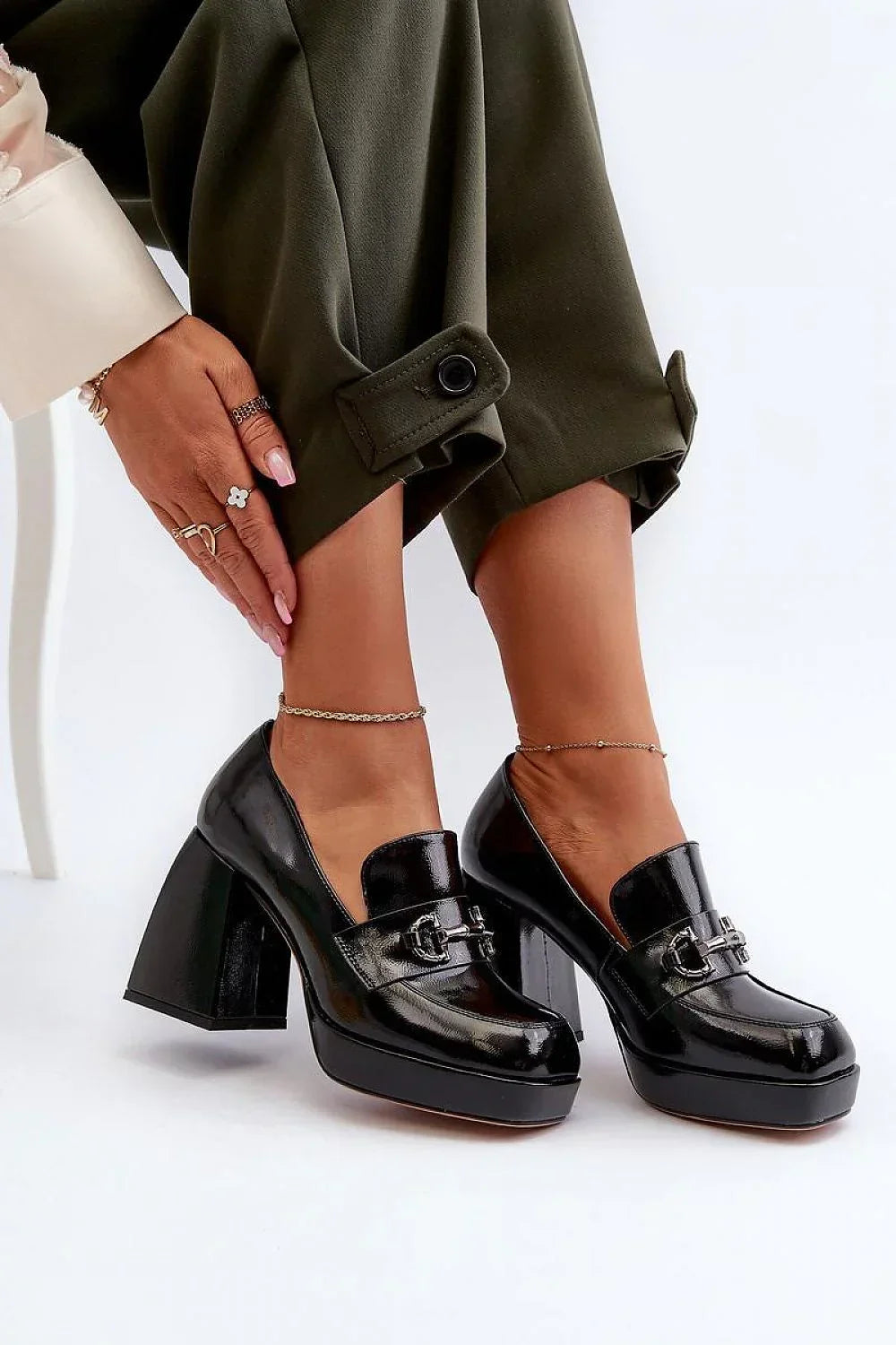  Heeled low shoes model 196316 Step in style 