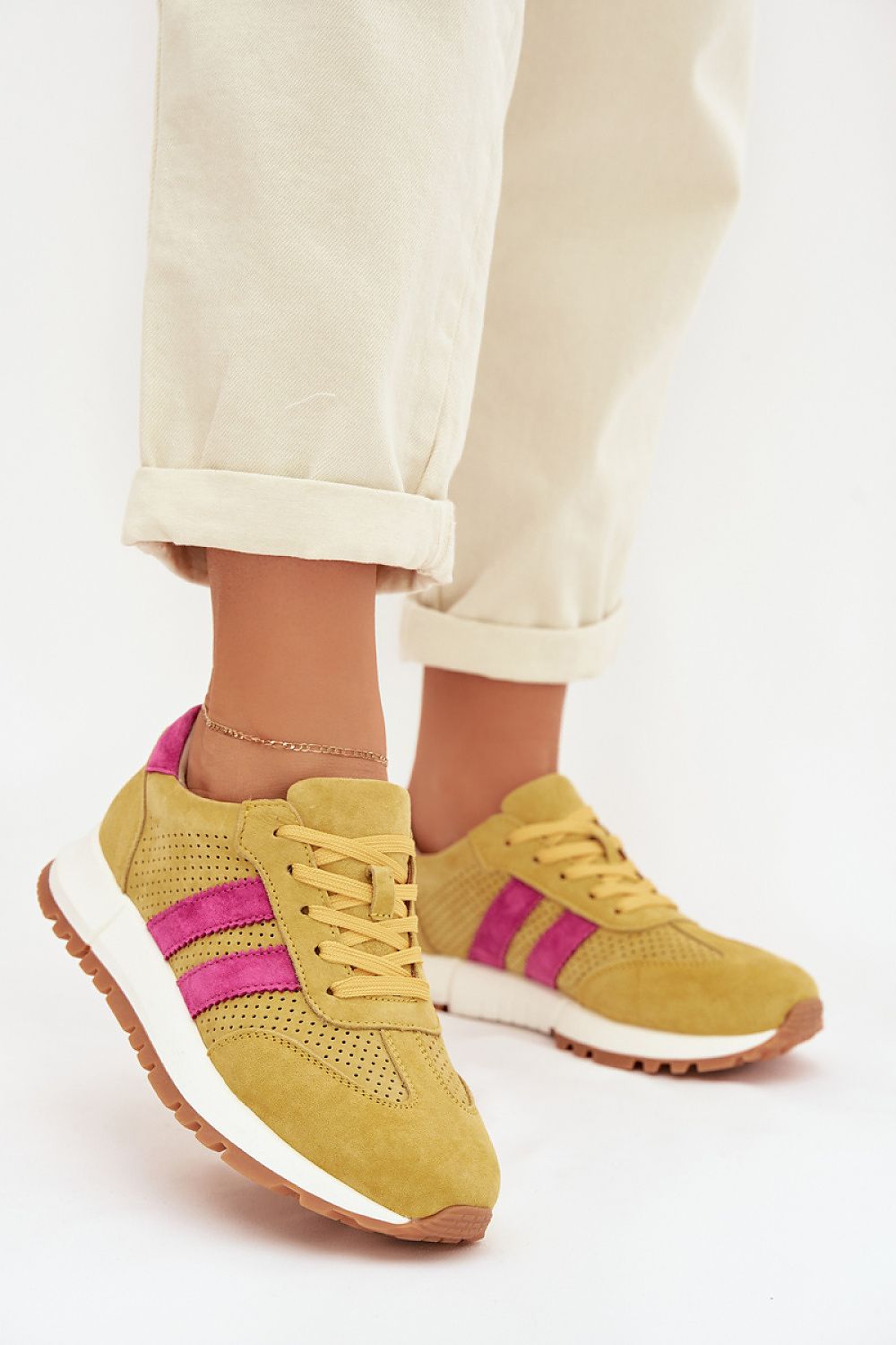  Sport Shoes model 224927 Step in style 