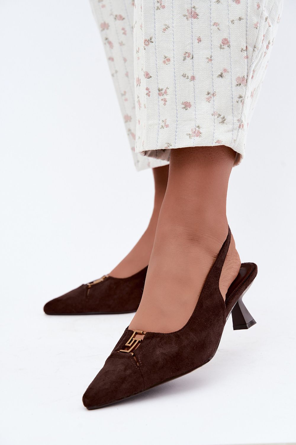 Women's Pointed Toe Slingback Block Heel Pumps - back view - LeStyleParfait