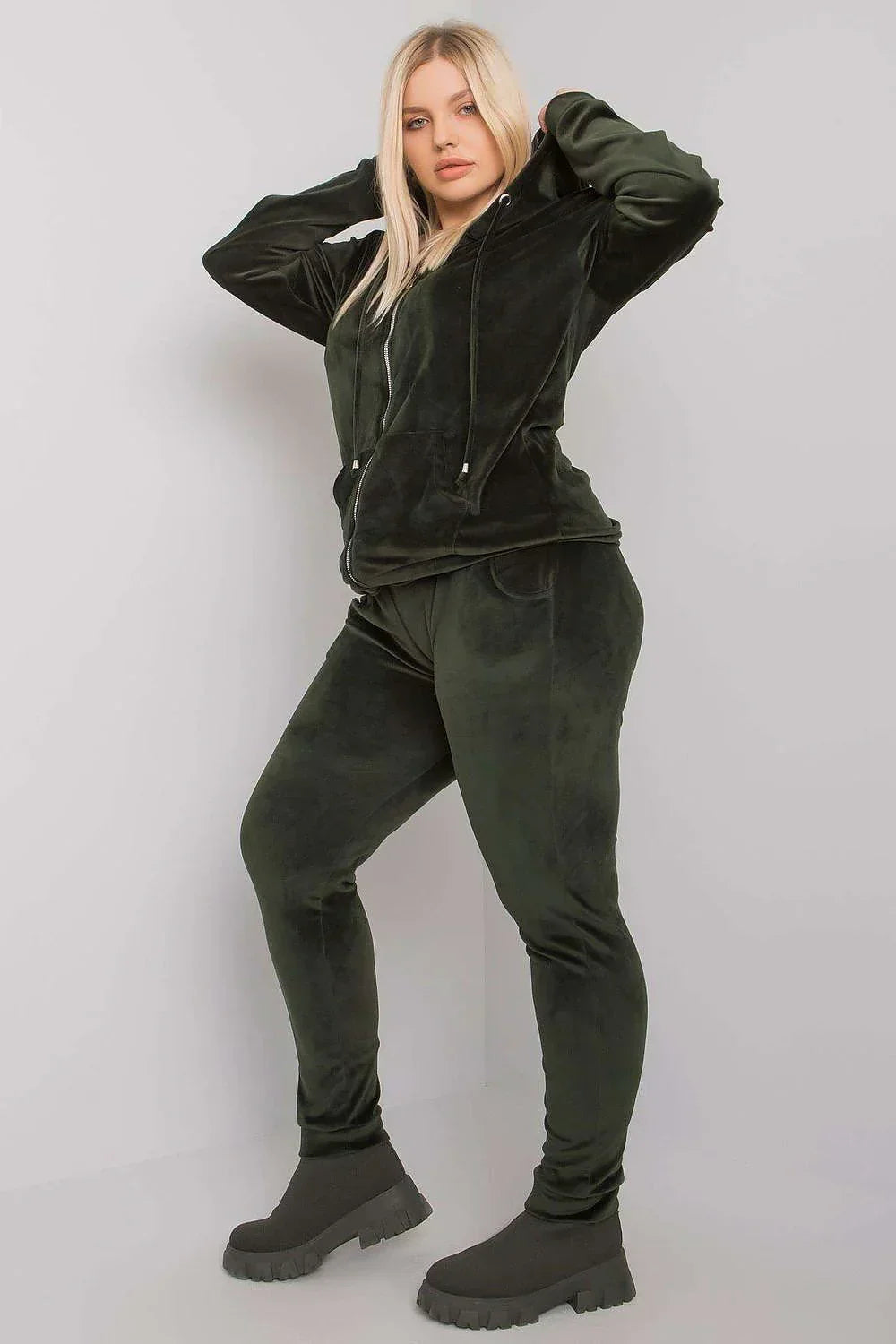  Plus size set model 171041 Relevance 