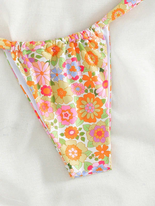 Ensemble de bikini floral à lacets pour femme
