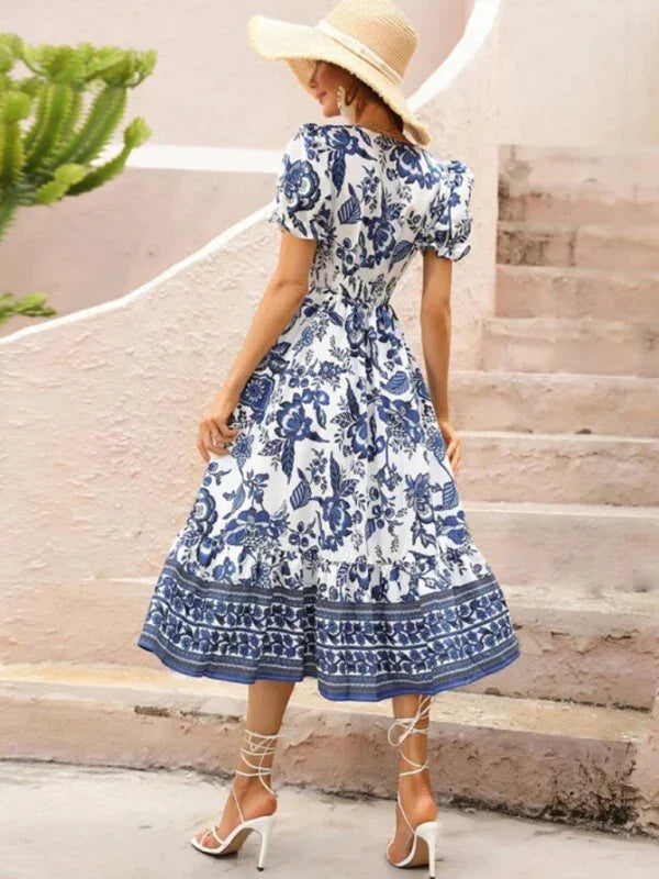 A-line,a-line dress,casual,casual dress,cotton,cotton dress,floral,floral dress,flowy,flowy dress,ladies Wrinkle resistant,maxi,maxi dress,puff sleeve,puff sleeves dress,Quick drying maxi dress,relaxed dress,slip-on,slip-on dress,straight,summer,summer dress,V-neck,v-neck dress-LeStyleParfait