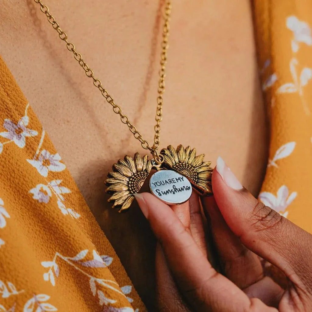 Sunflower Pendant Necklace - Engraved (You are my sunshine) - Pendant Necklace - LeStyleParfait