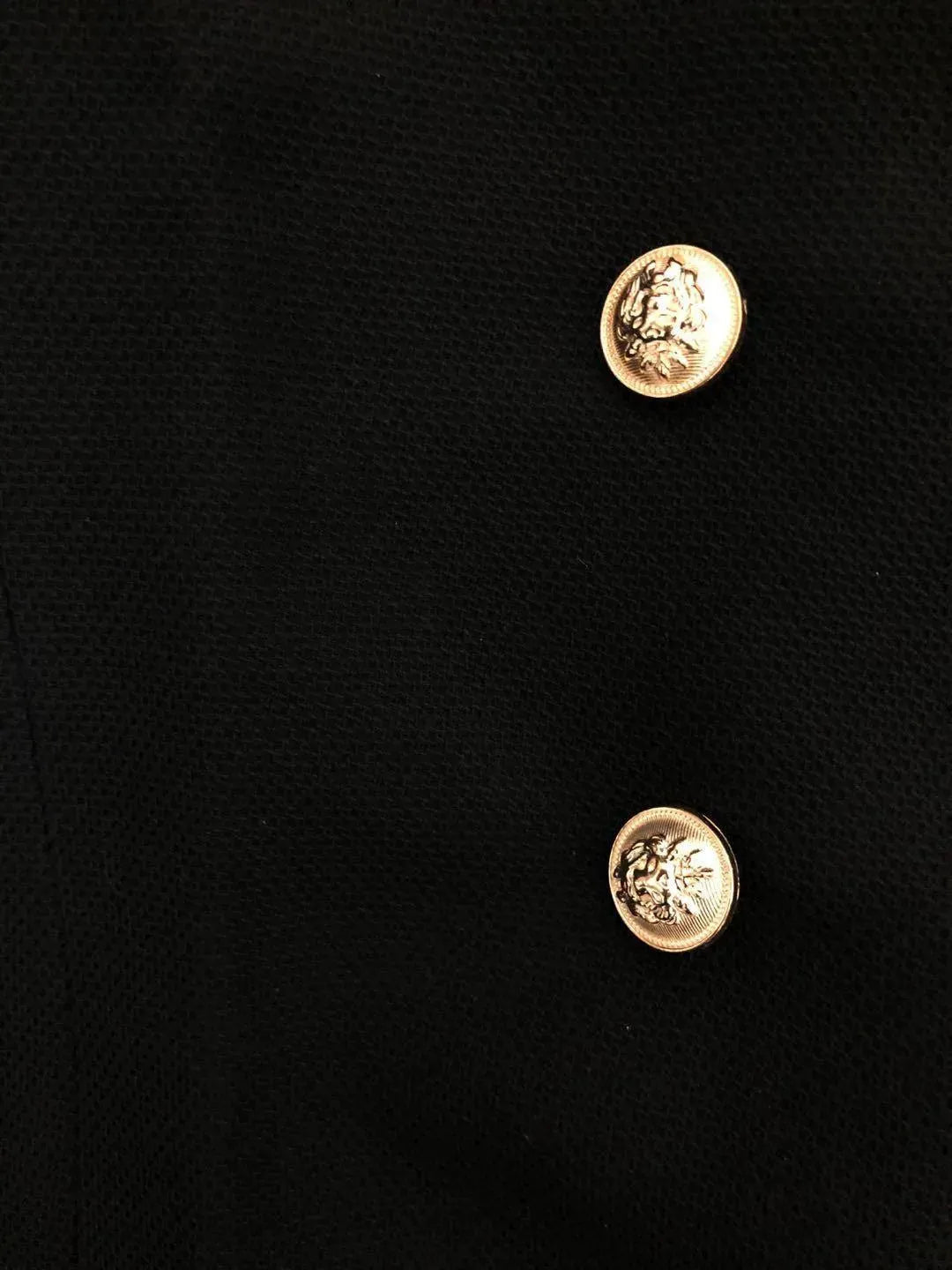 Trendy Gold Buttons Blazer Women - Casual - Plain-Solid - Double-Breasted Blazer - LeStyleParfait