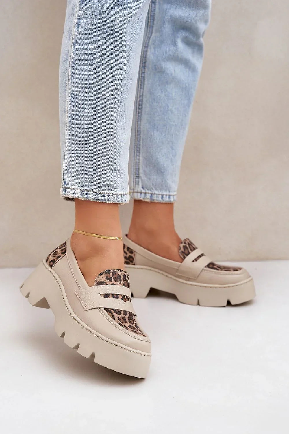 Women’s beige animal print platform moccasin loafers, chunky sole modern women’s moccasins