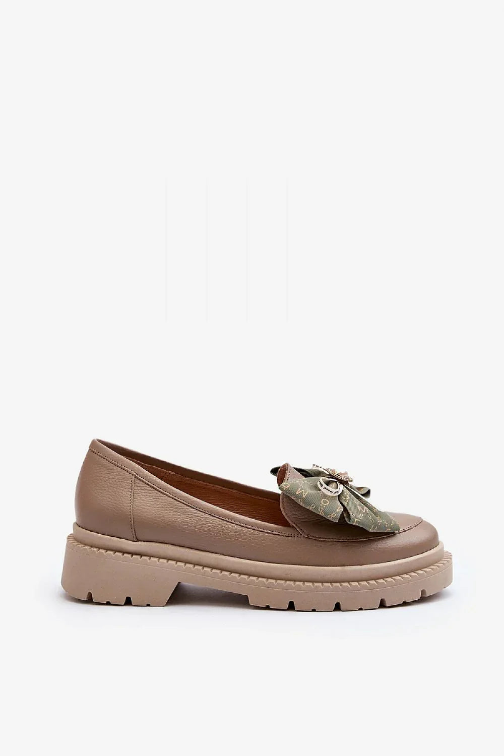 Women’s beige leather bow platform moccasins, casual chic women’s platform moccasins for street style