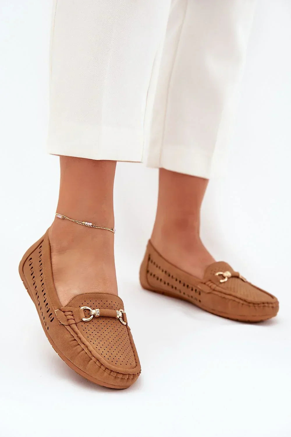 Women’s faux leather driving moccasin loafers, breathable flat women’s driving shoes for all season wear