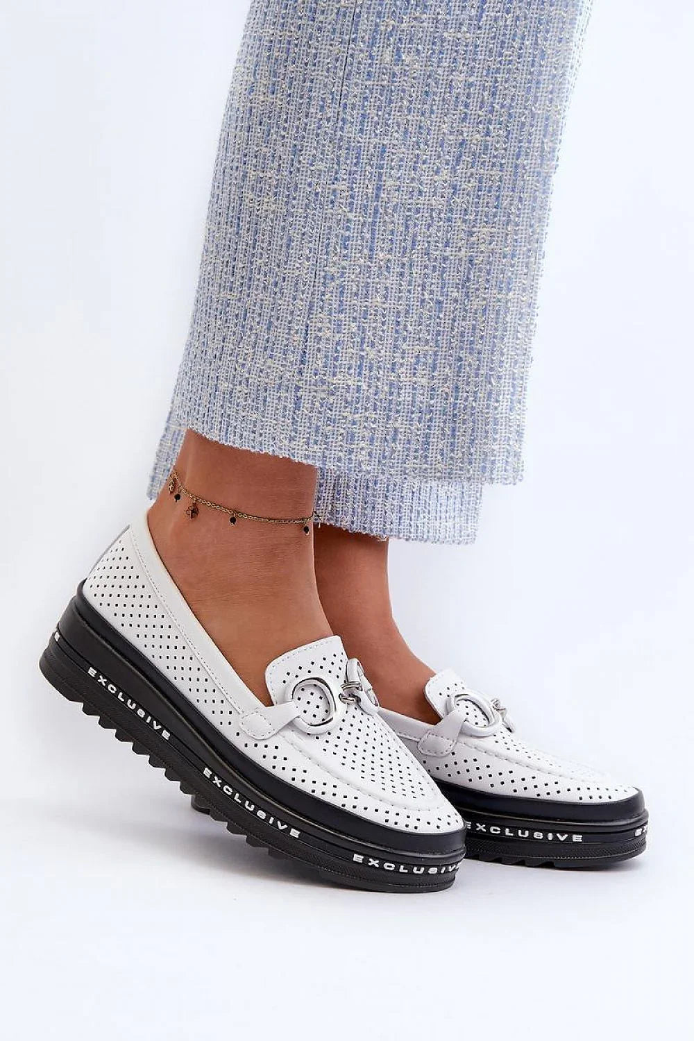 Women’s perforated leather platform moc toe loafers, chunky breathable women’s platform loafers for daily wear