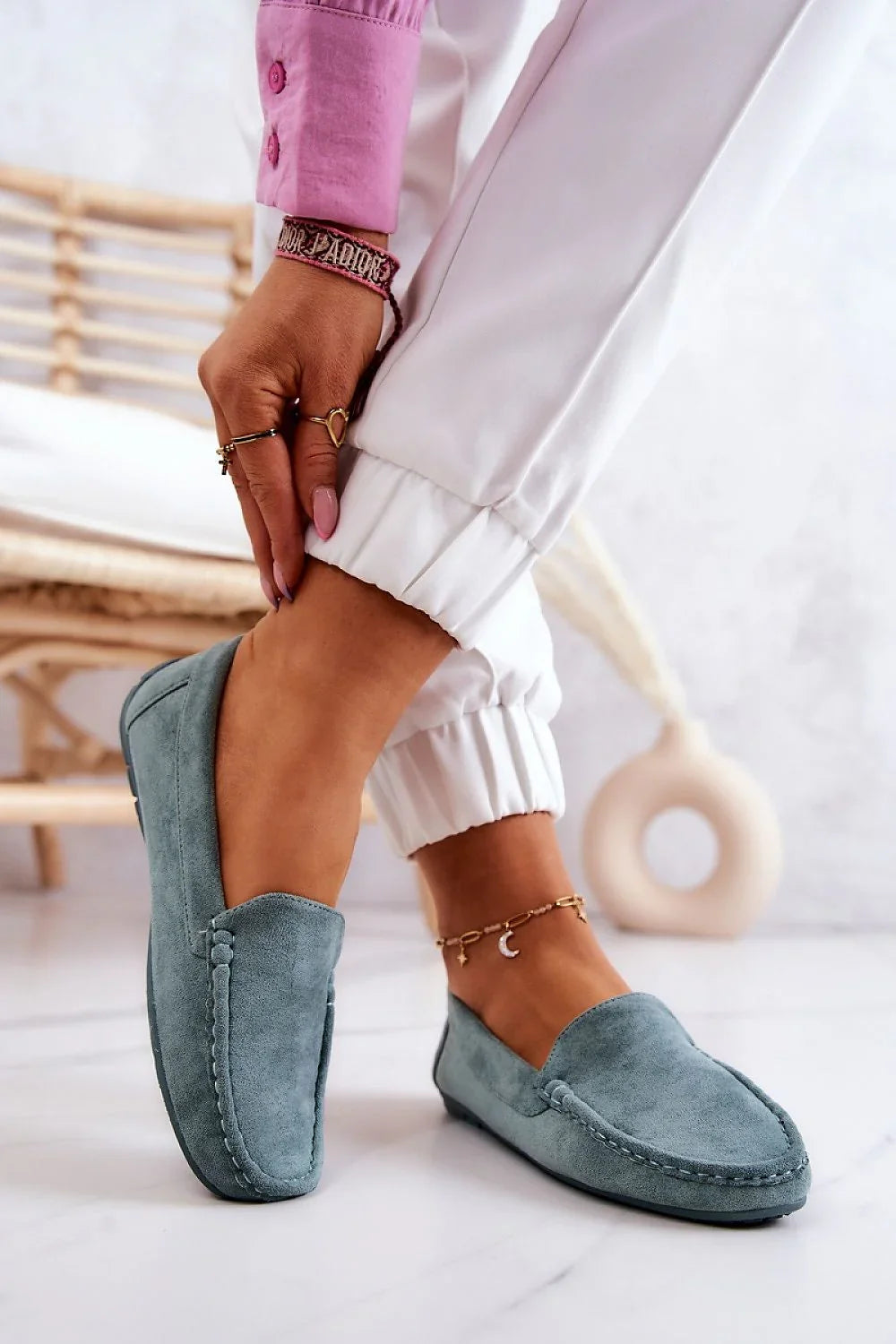 Women’s suede driving moccasin loafers, lightweight flat women’s driving loafers for casual spring outfits